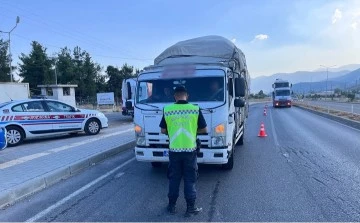 TRAFİK JANDARMASINDAN SÜRÜCÜLERE YÖNELİK ÖZEL DENETİM