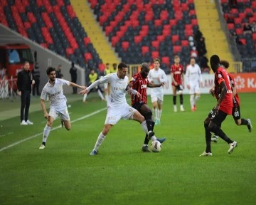 Trendyol Süper Lig: Gaziantep FK: 1 - Samsunspor: 1