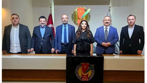 T&uuml;rkiye Basın Federasyonu y&ouml;neticileri Gaziantep Gazeteciler Cemiyeti&rsquo;ni ziyaret etti