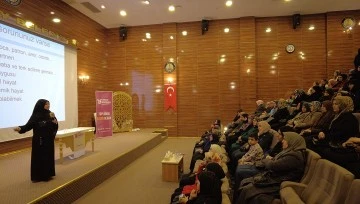 Yedi Başak Derneği'nden &quot;Toplumda Kadın Olmak&quot; konulu seminer