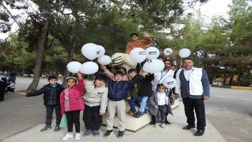 Yetim çocuklar Gaziantep Doğal Yaşam Parkı'nı gezdi