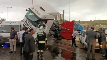  zincirleme trafik kazası: 5 yaralı